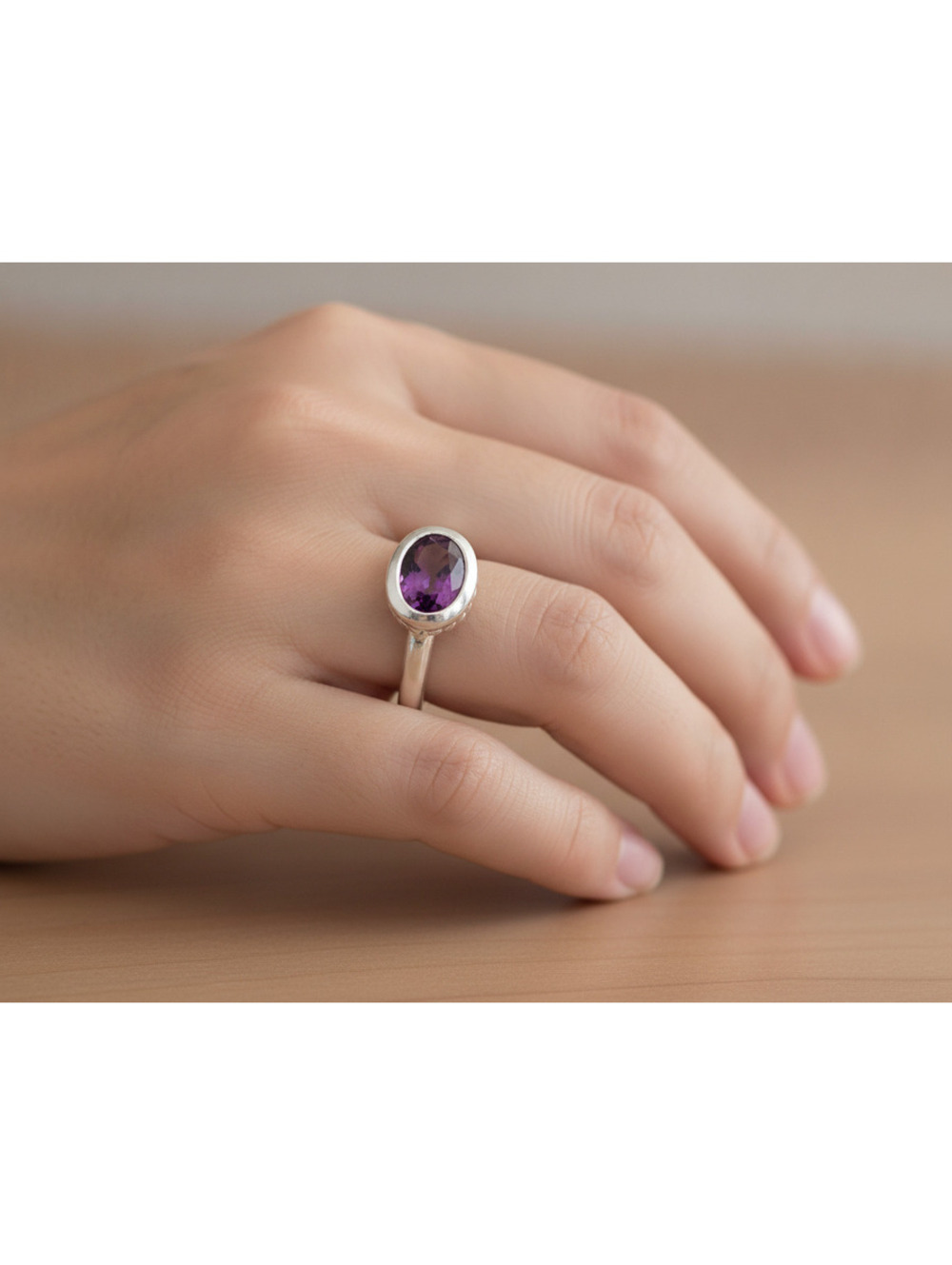 Philip Andre Sterling Silver 8 x 6 oval Genuine Amethyst Ring size 7